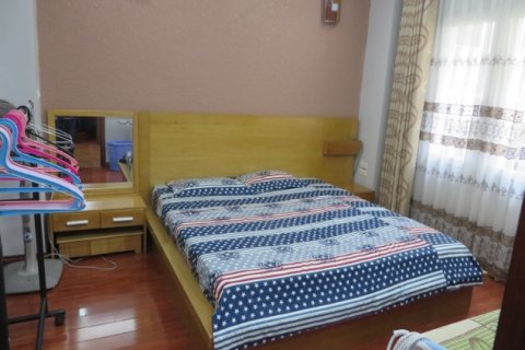 2 bedrooms Apartment in Dong Da, Ha Noi, No. 9479 4