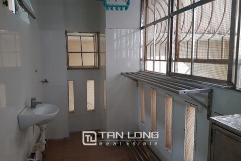 4 bedrooms Apartment in Tay Ho, Ha Noi,  No. 3343 3