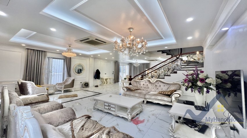 4 bedrooms Villa in Long Bien, Ha Noi, Vietnam No. 18909