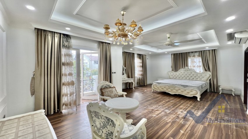 4 bedrooms Villa in Long Bien, Ha Noi, Vietnam No. 18909
