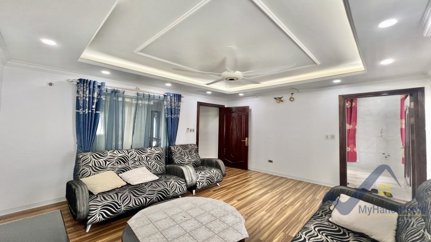 4 bedrooms Villa in Long Bien, Ha Noi, Vietnam No. 18909