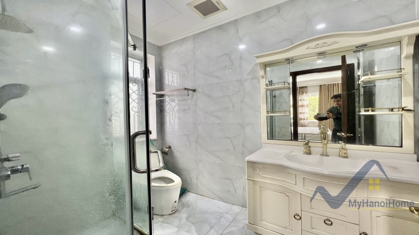 4 bedrooms Villa in Long Bien, Ha Noi, Vietnam No. 18909