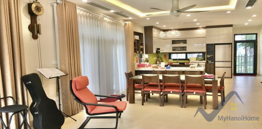 5 bedrooms Villa in Ha Noi, No. 18911