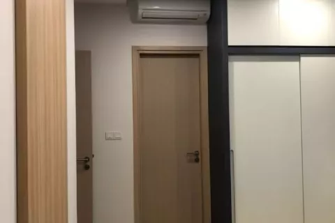 Квартира с 2 спальнями в Тхудык, Хошимин , № 11824 15