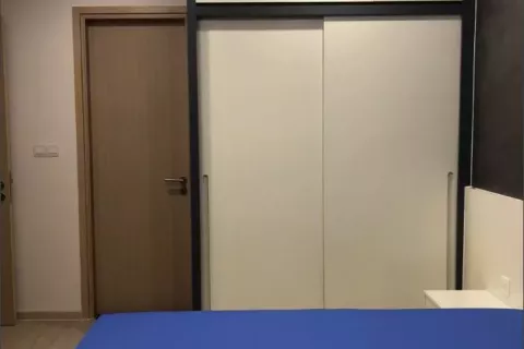 Квартира с 2 спальнями в Тхудык, Хошимин , № 11824 11