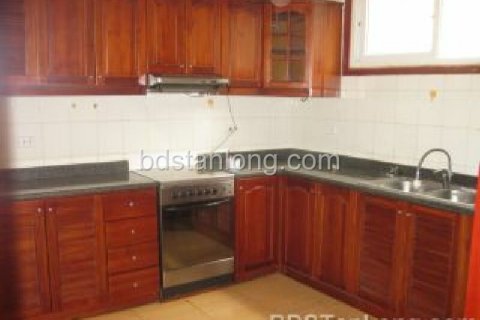 Вилла с 5 спальнями в Тэйхо, Ханой ,  № 4820