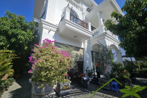 5 bedrooms Villa in Nha Trang,  No. 28145 2