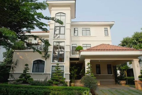 Studio Villa in District 7, Ho Chi Minh, No. 9216