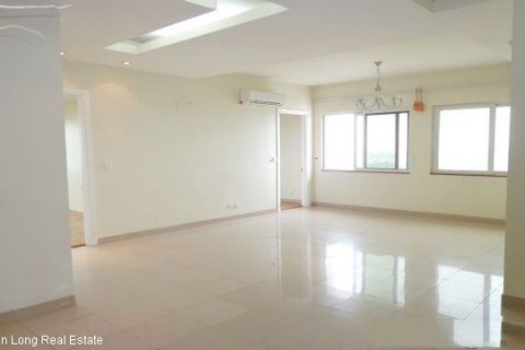 3 bedrooms Apartment in Tay Ho, Ha Noi, No. 5511 3