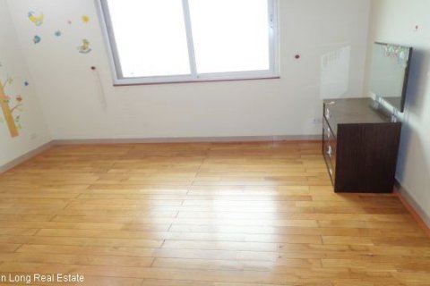 3 bedrooms Apartment in Tay Ho, Ha Noi, No. 5511 6