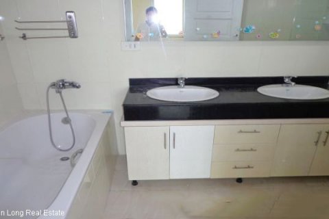 3 bedrooms Apartment in Tay Ho, Ha Noi, No. 5511 9