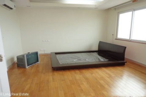 3 bedrooms Apartment in Tay Ho, Ha Noi, No. 5511 5