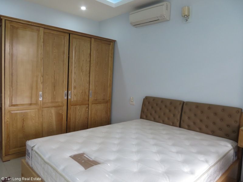 Квартира с 2 спальнями в Бадинь, Ханой, Вьетнам № 6305