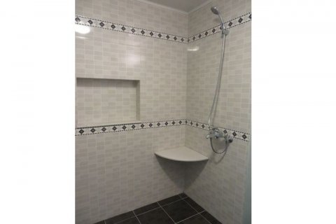 2 bedrooms Apartment in Ba Dinh, Ha Noi, No. 6305 15