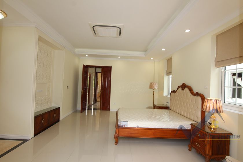 3 bedrooms Villa in Long Bien, Ha Noi, Vietnam No. 19288
