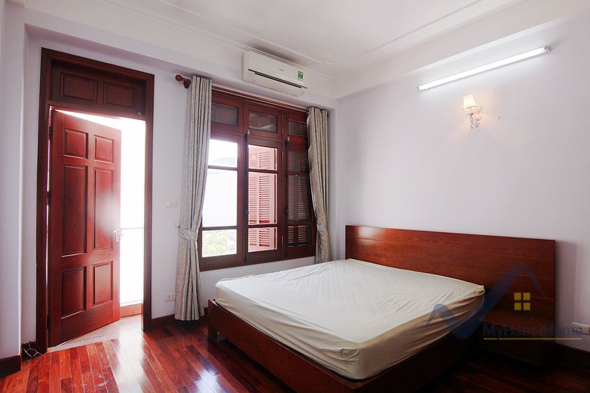 4 bedrooms Villa in Tay Ho, Ha Noi, Vietnam No. 19284