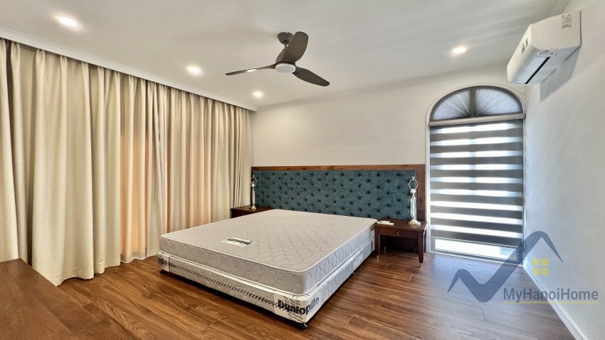 4 bedrooms Villa in Long Bien, Ha Noi, Vietnam No. 20260