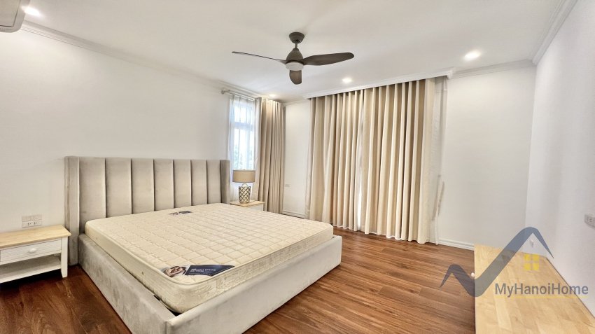 4 bedrooms Villa in Long Bien, Ha Noi, Vietnam No. 20260