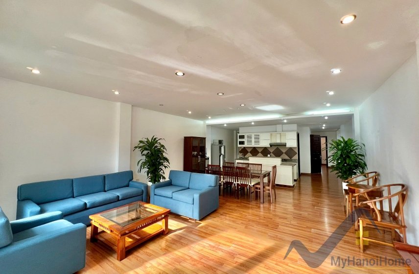 3 bedrooms Apartment in Ba Dinh, Ha Noi, Vietnam No. 26493