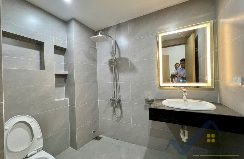 2 bedrooms Apartment in Long Bien, Ha Noi, Vietnam No. 26488