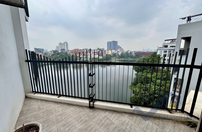 3 bedrooms Apartment in Tay Ho, Ha Noi, Vietnam No. 28870