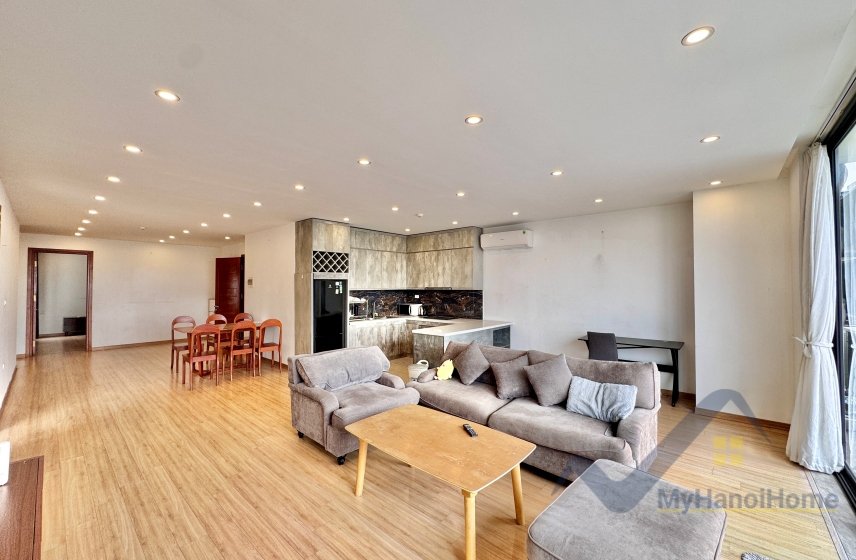 3 bedrooms Apartment in Tay Ho, Ha Noi, Vietnam No. 28870