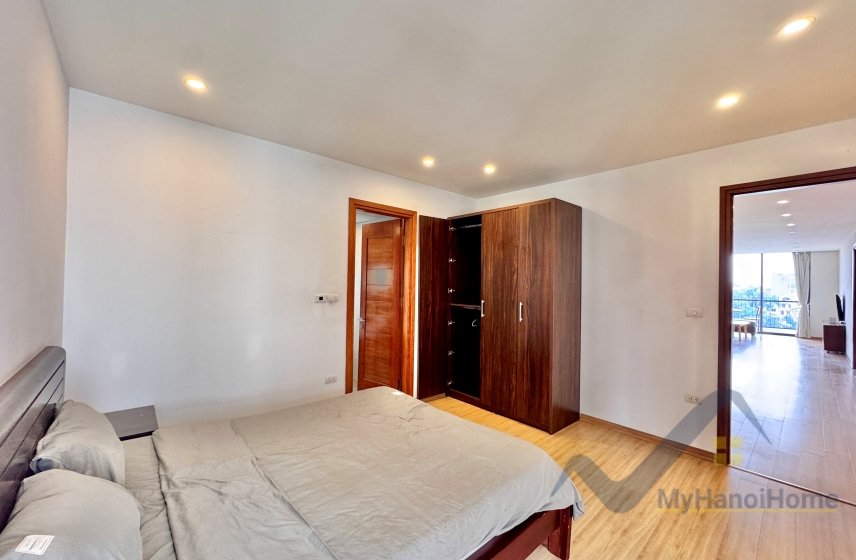 3 bedrooms Apartment in Tay Ho, Ha Noi, Vietnam No. 28870