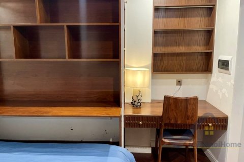 Квартира с 3 спальнями в Лонгбьен, Ханой , № 28878 10