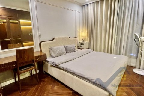 Квартира с 3 спальнями в Лонгбьен, Ханой , № 28878 8