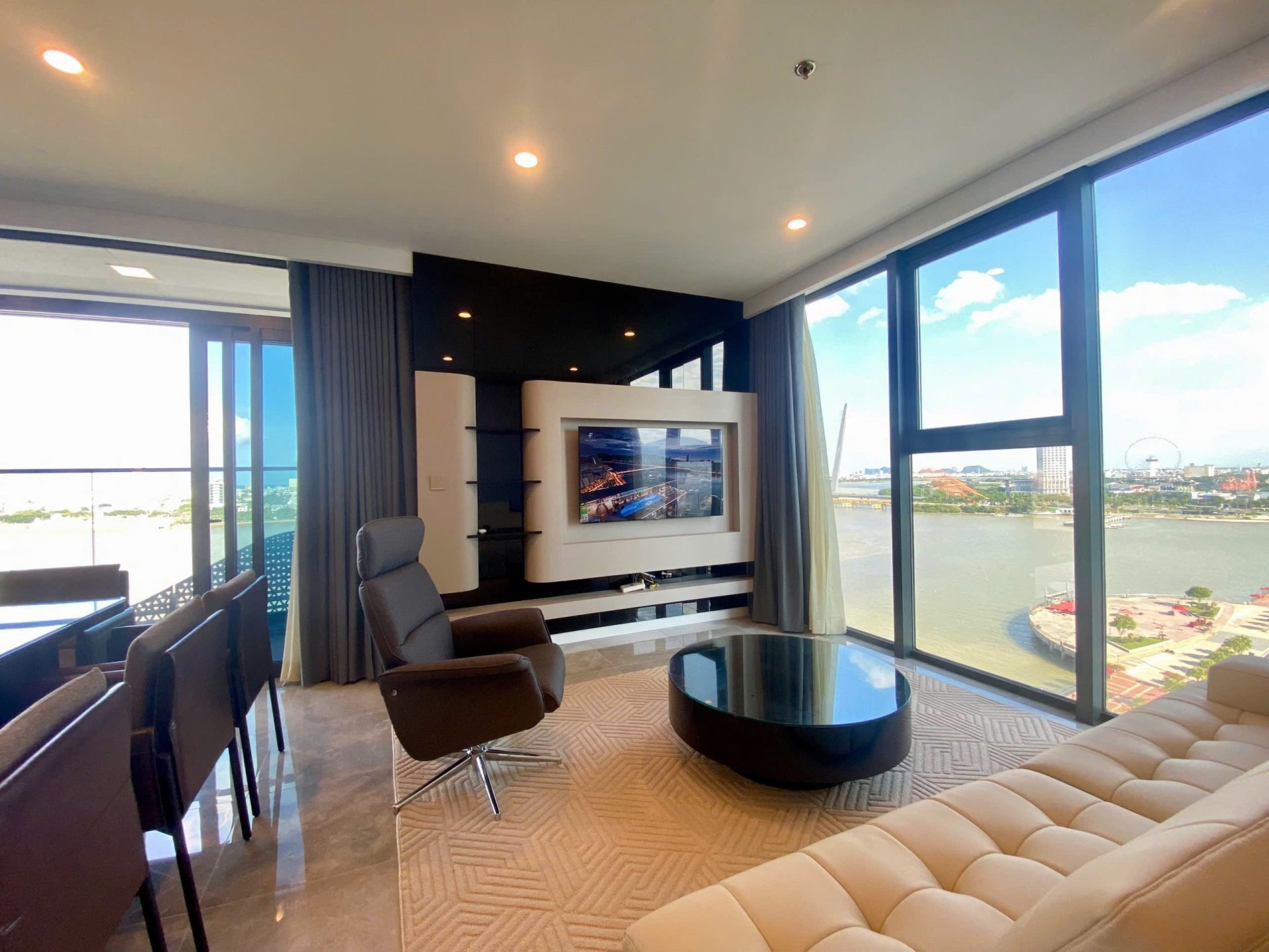 2 bedrooms Condo in The Filmore Da Nang in Hai Chau, Da Nang, Vietnam No. 25864