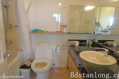 4 bedrooms Apartment in Tay Ho, Ha Noi, No. 7927 7