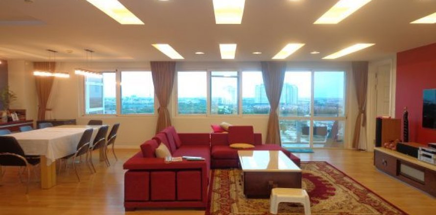 4 bedrooms Apartment in Tay Ho, Ha Noi, No. 7927