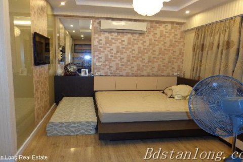 3 bedrooms Apartment in Tay Ho, Ha Noi, No. 7928 5