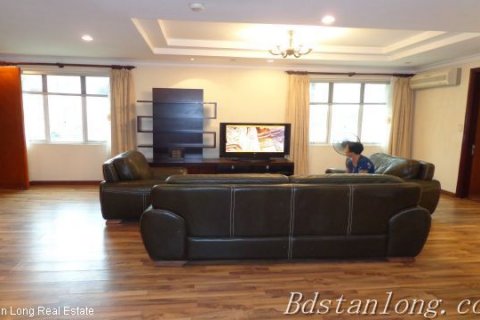 4 bedrooms Apartment in Tay Ho, Ha Noi, No. 7929 2