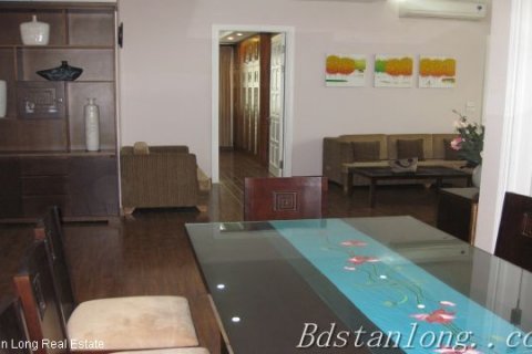 4 bedrooms Apartment in Tay Ho, Ha Noi, No. 7930