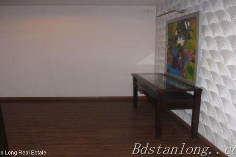 Квартира с 4 спальнями в Тэйхо, Ханой , № 7930 5