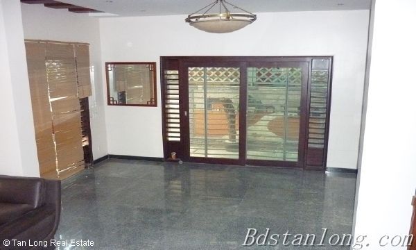 Вилла с 5 спальнями в Намтыльем, Ханой, Вьетнам № 8299