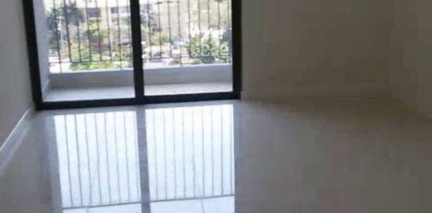 1 room Office in District 7, Ho Chi Minh, No. 20811
