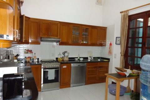 5 bedrooms Villa in Tay Ho, Ha Noi, No. 6719 7