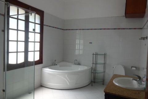 5 bedrooms Villa in Tay Ho, Ha Noi, No. 6719 15