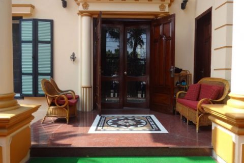 5 bedrooms Villa in Tay Ho, Ha Noi, No. 6719 4