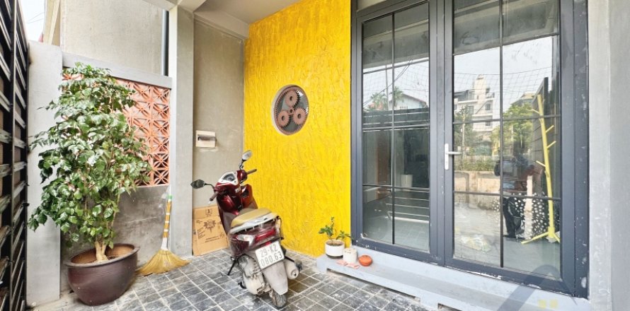 3 bedrooms House in Long Bien, Ha Noi, No. 26704
