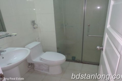 3 bedrooms Apartment in Tay Ho, Ha Noi, No. 7902 8