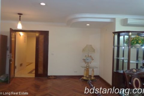 3 bedrooms Apartment in Tay Ho, Ha Noi, No. 7902 5