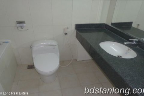 3 bedrooms Apartment in Tay Ho, Ha Noi, No. 7902 9