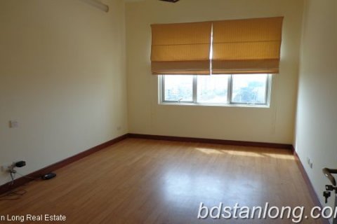 Квартира с 4 спальнями в Тэйхо, Ханой , № 7901 8
