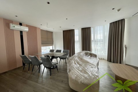 3 bedrooms Apartment in Nha Trang, No. 28452 2