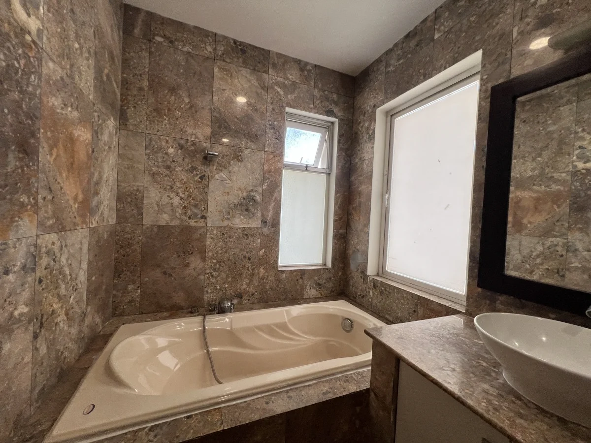 4 bedrooms House in Ho Chi Minh, Vietnam No. 27437