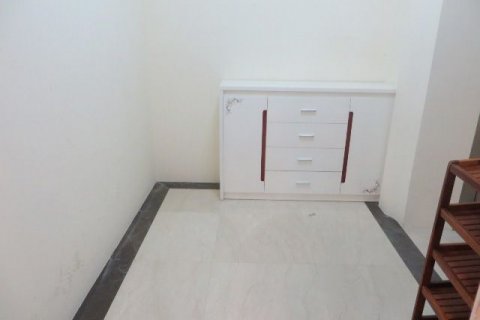 Квартира с 4 спальнями в Тэйхо, Ханой ,  № 6736