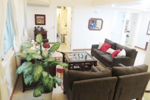 4 bedrooms Apartment in Tay Ho, Ha Noi, No. 6740 3
